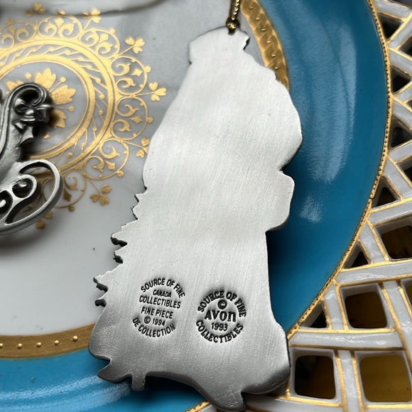 Pewter Santa and Sleigh Ornaments - Picture 5 of 6